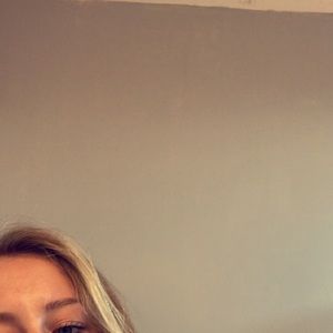 Meet your Posher, Lily